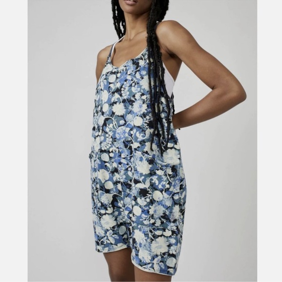 FREE PEOPLE MOVEMENT:Hot Shot Romper Blu Forest Combo NWT - Picture 2 of 4